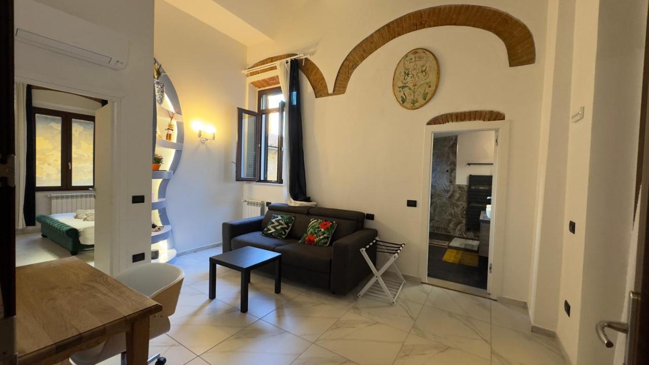 Suite Stylish & Cozy Apartment In The Heart Of Florenz Exterior foto