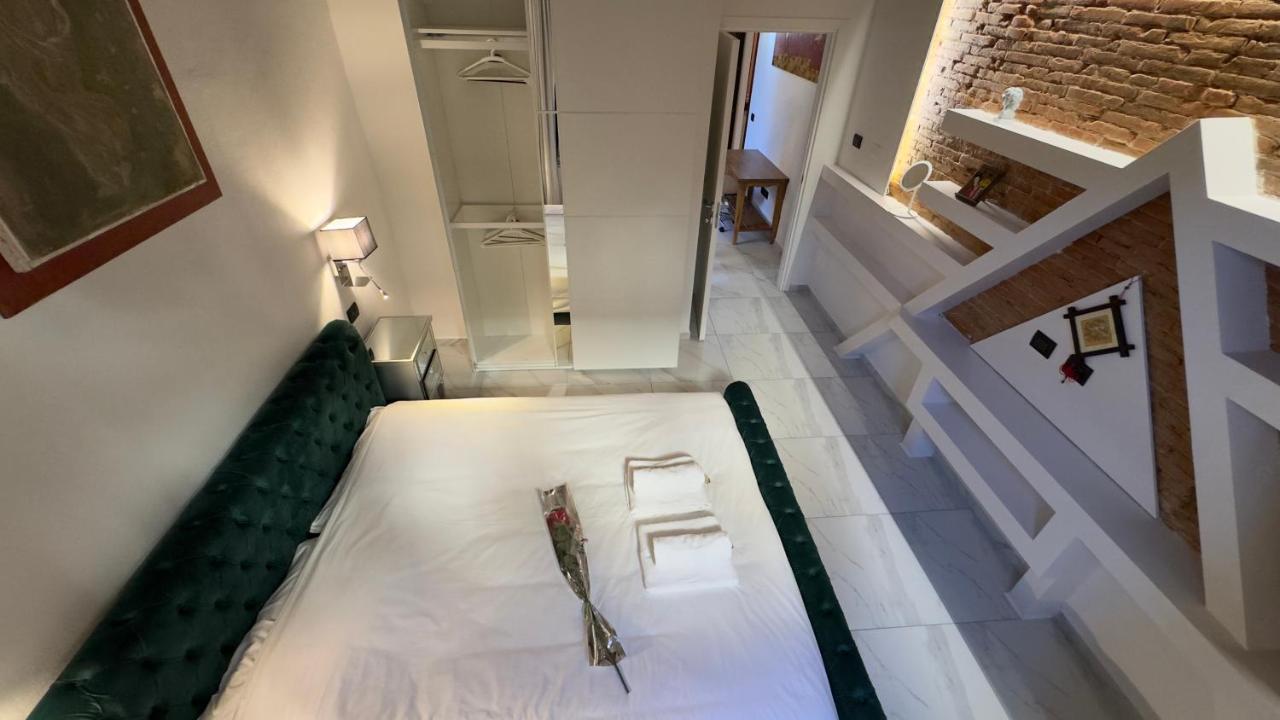 Suite Stylish & Cozy Apartment In The Heart Of Florenz Exterior foto
