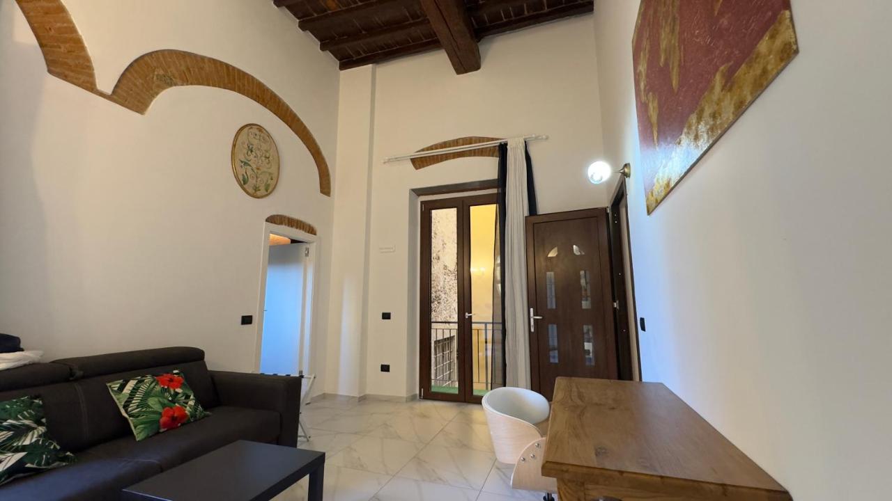 Suite Stylish & Cozy Apartment In The Heart Of Florenz Exterior foto