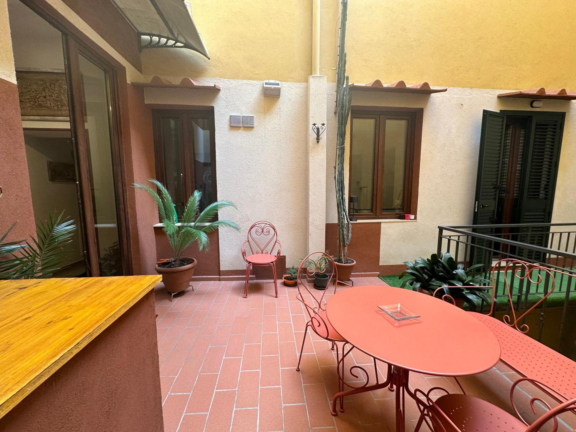 Suite Stylish & Cozy Apartment In The Heart Of Florenz Exterior foto