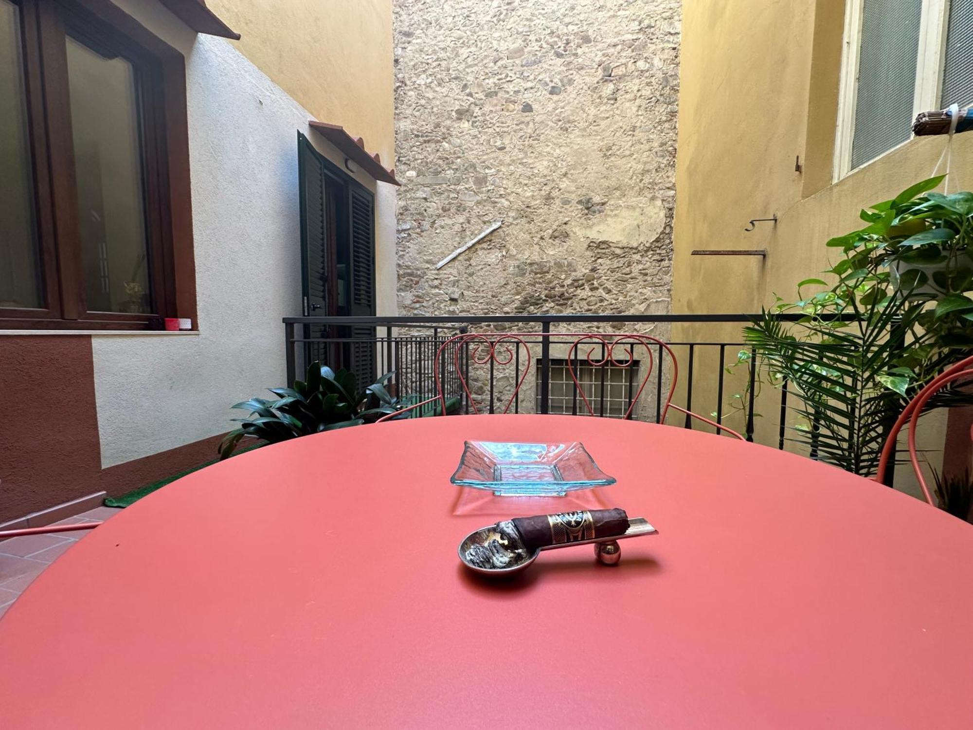 Suite Stylish & Cozy Apartment In The Heart Of Florenz Exterior foto